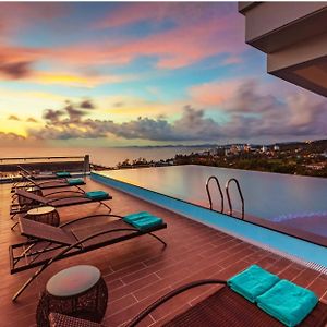 Night Sea Hotel